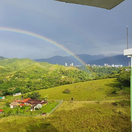 Apartamento Denier House Altos De Berlin - Parque Deportivo Ibagué Exterior foto
