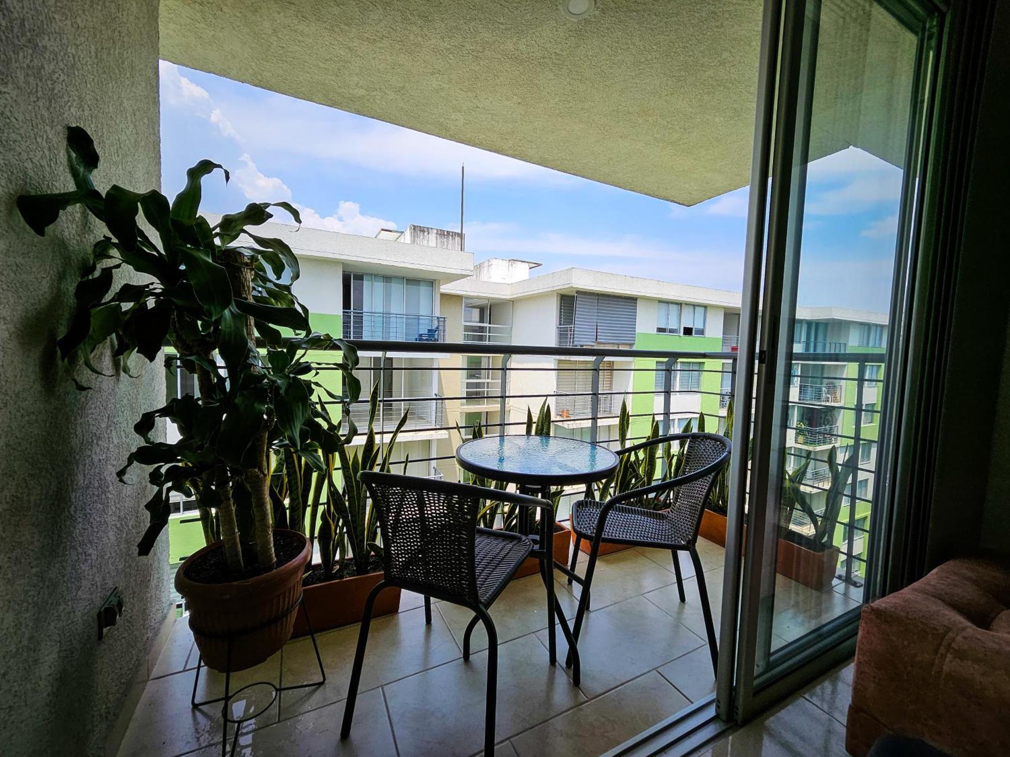Denier House Altos De Berlin - Parque Deportivo * Ibague